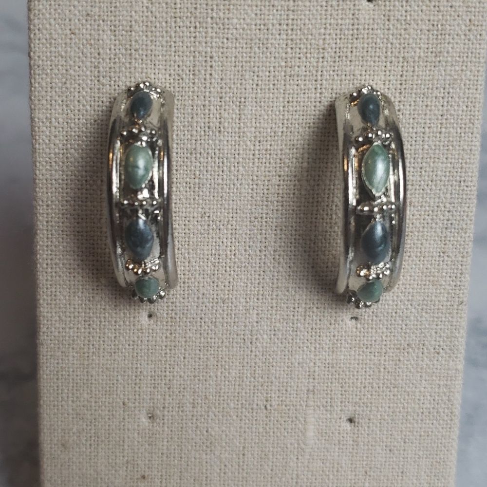 Vintage Earrings 